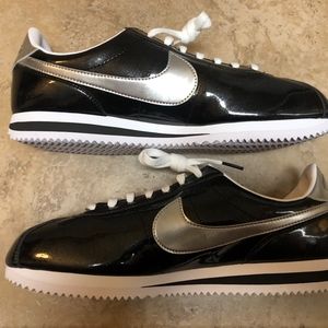 nike cortez patent leather